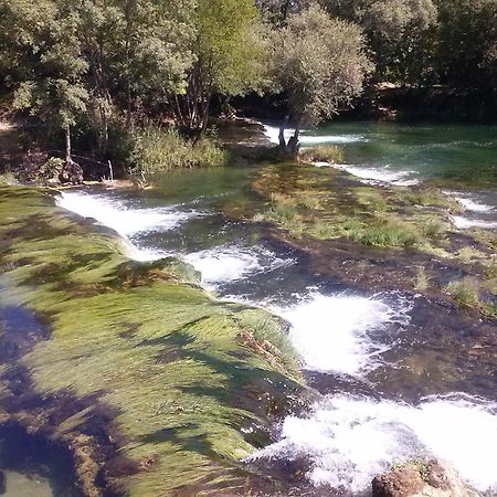 Guest House Green River Ljubuški Eksteriør bilde